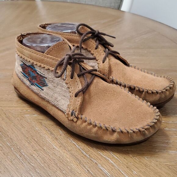 Minnetonka El Paso Brown Suede Leather Moccasin Ankle Boots, Size 8 - Picture 1 of 9